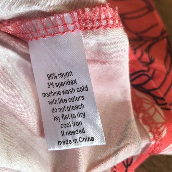 Flower Patch Dress in Coral Vive Size Medium - Picture 4 of 4